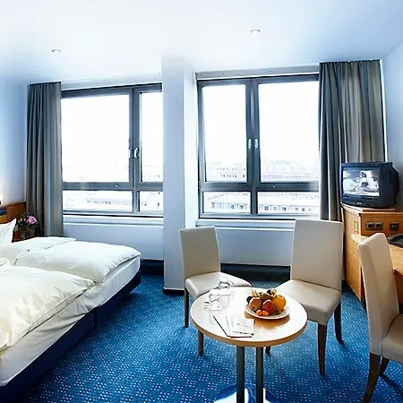 Hotel Astor By Campanile Kilonia